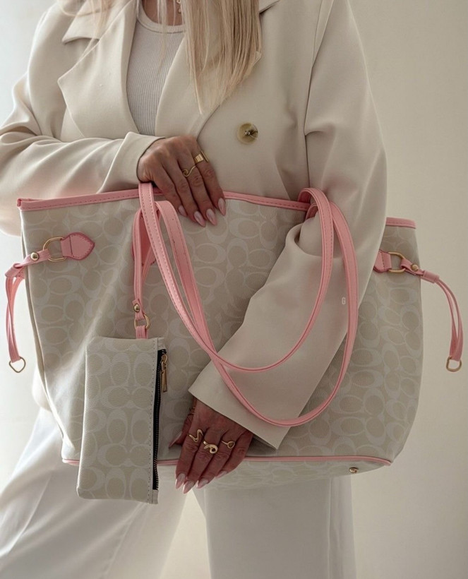 دوشی Coach