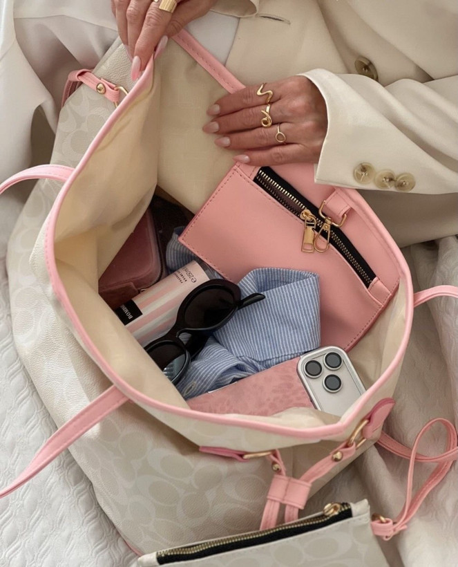 دوشی Coach